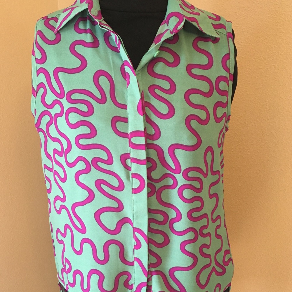 High low Seafoam top w/purple swirls & open back